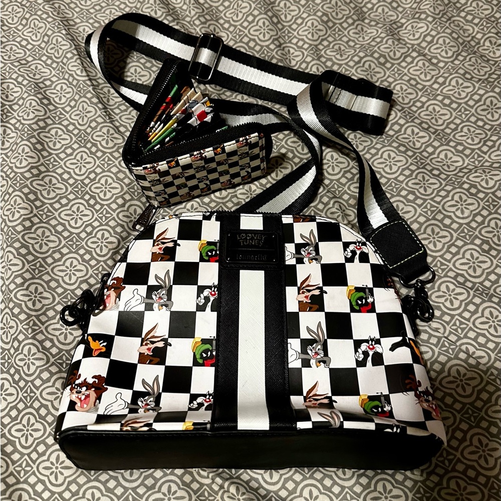 Looney Tunes Checkered Crossbody Bag
